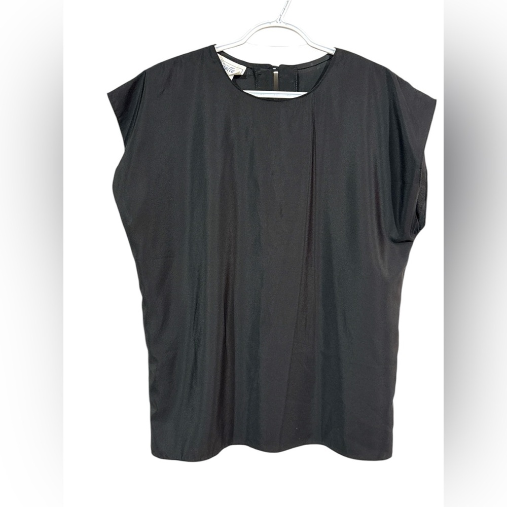 VINTAGE Basic Black Top